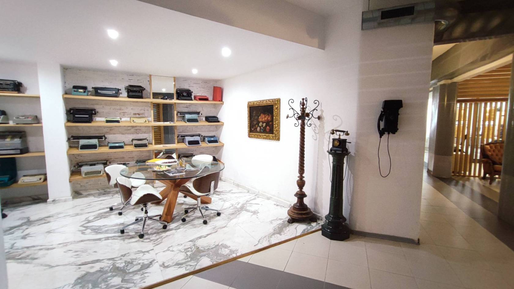 Salone