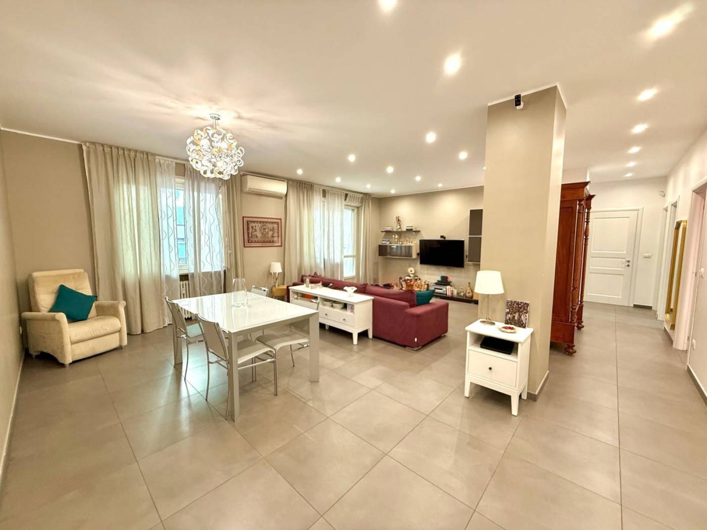Salone