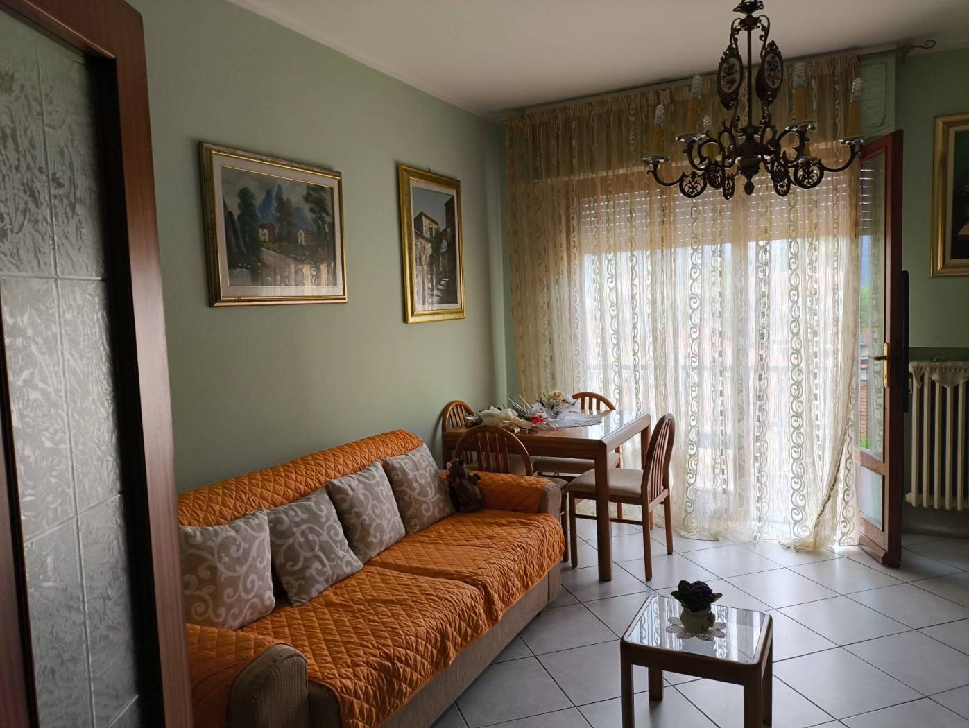 Salone