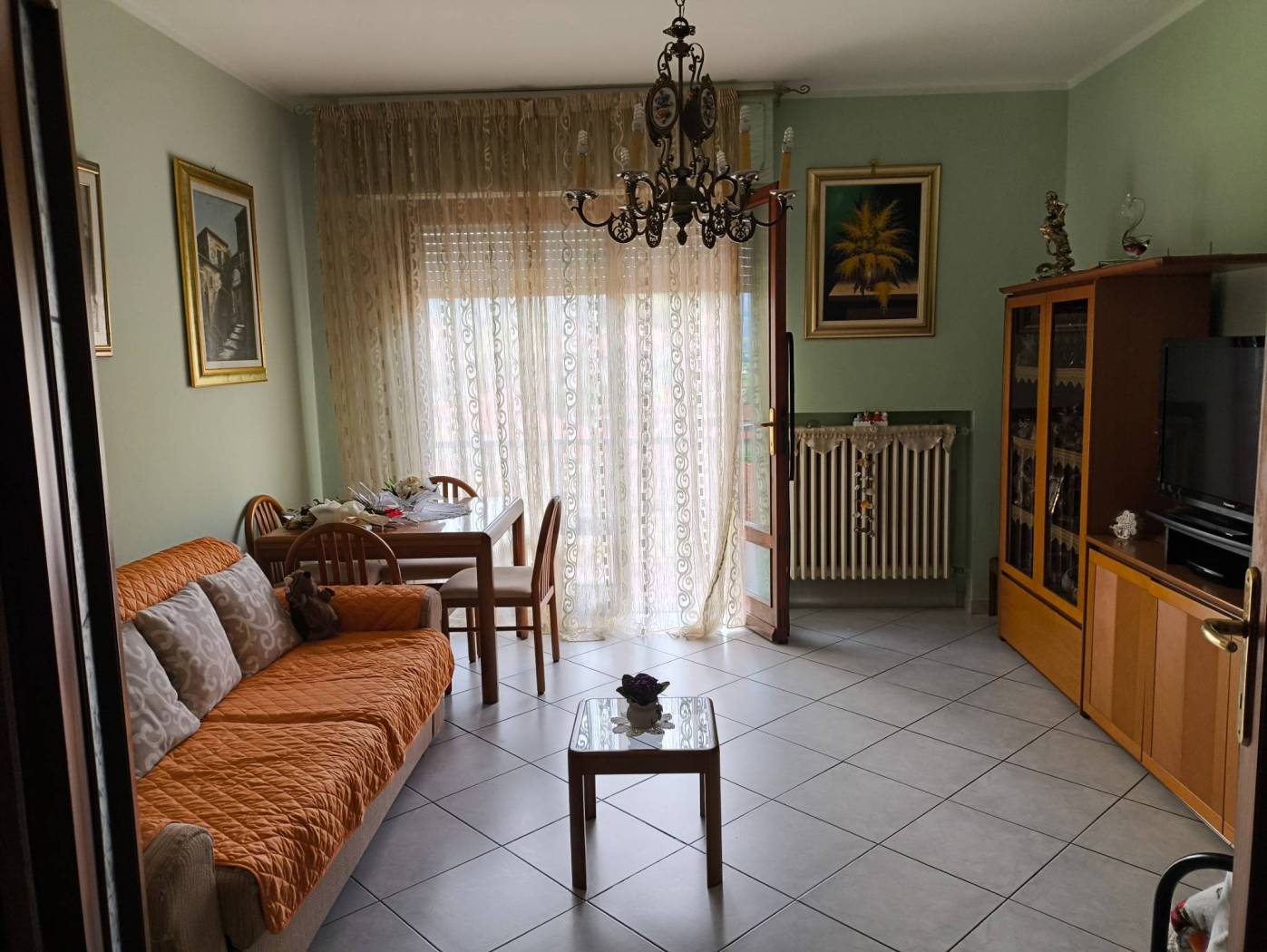 Salone
