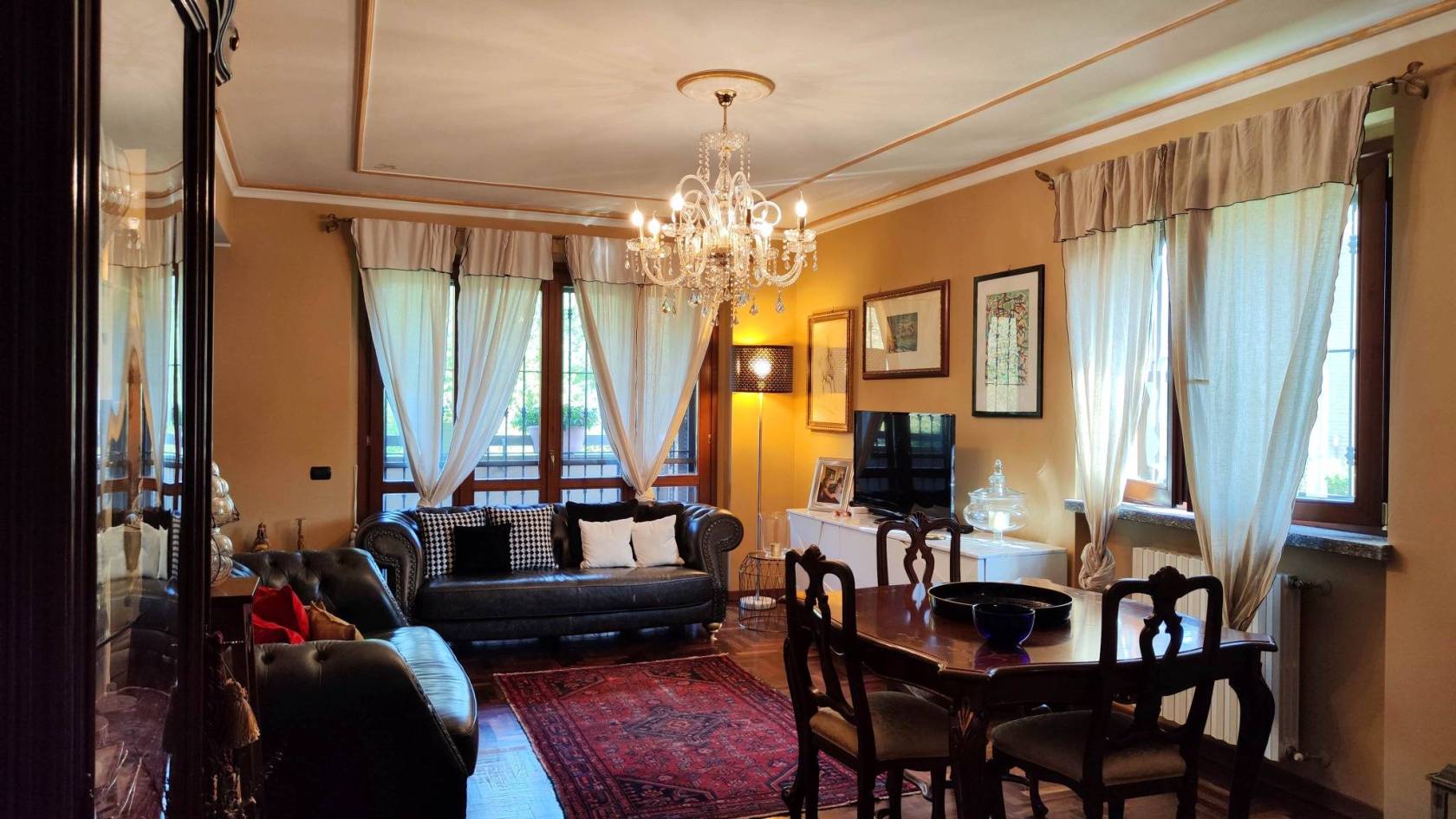Salone