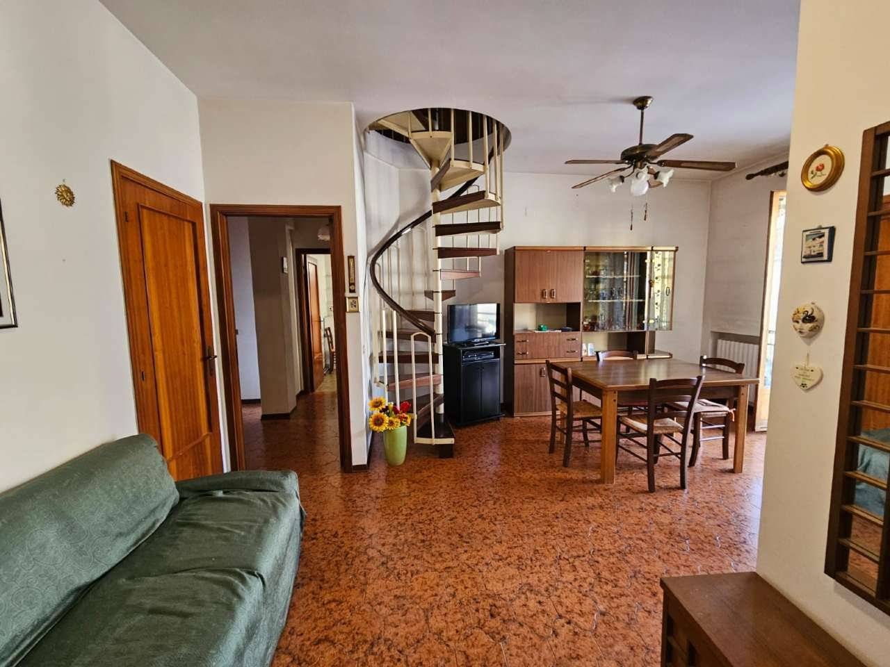 Salone