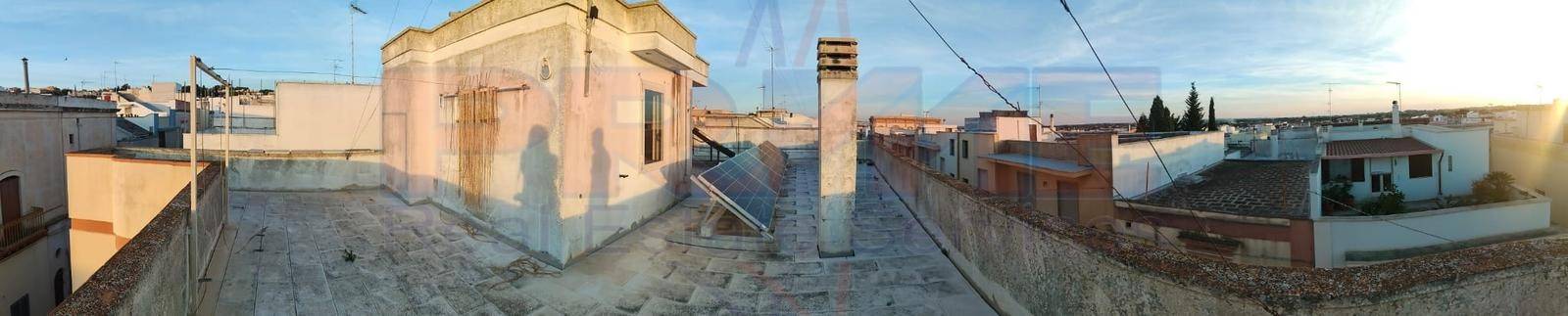 Zona Zona