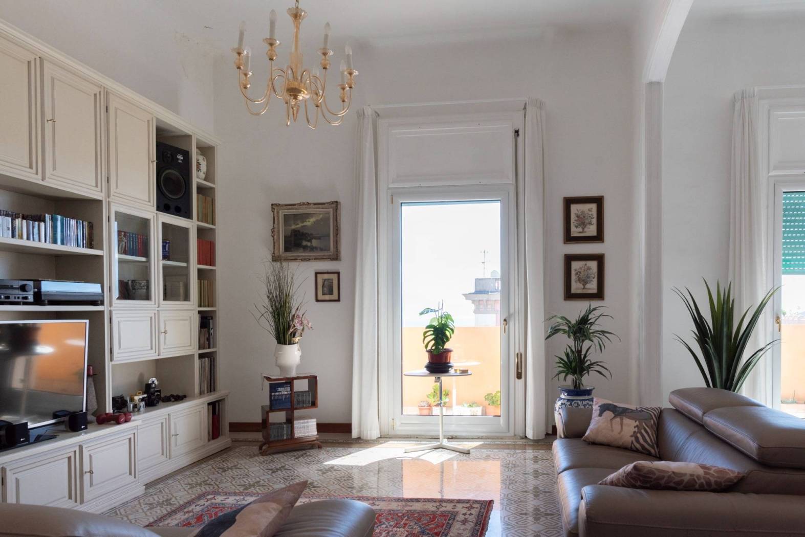 Salone
