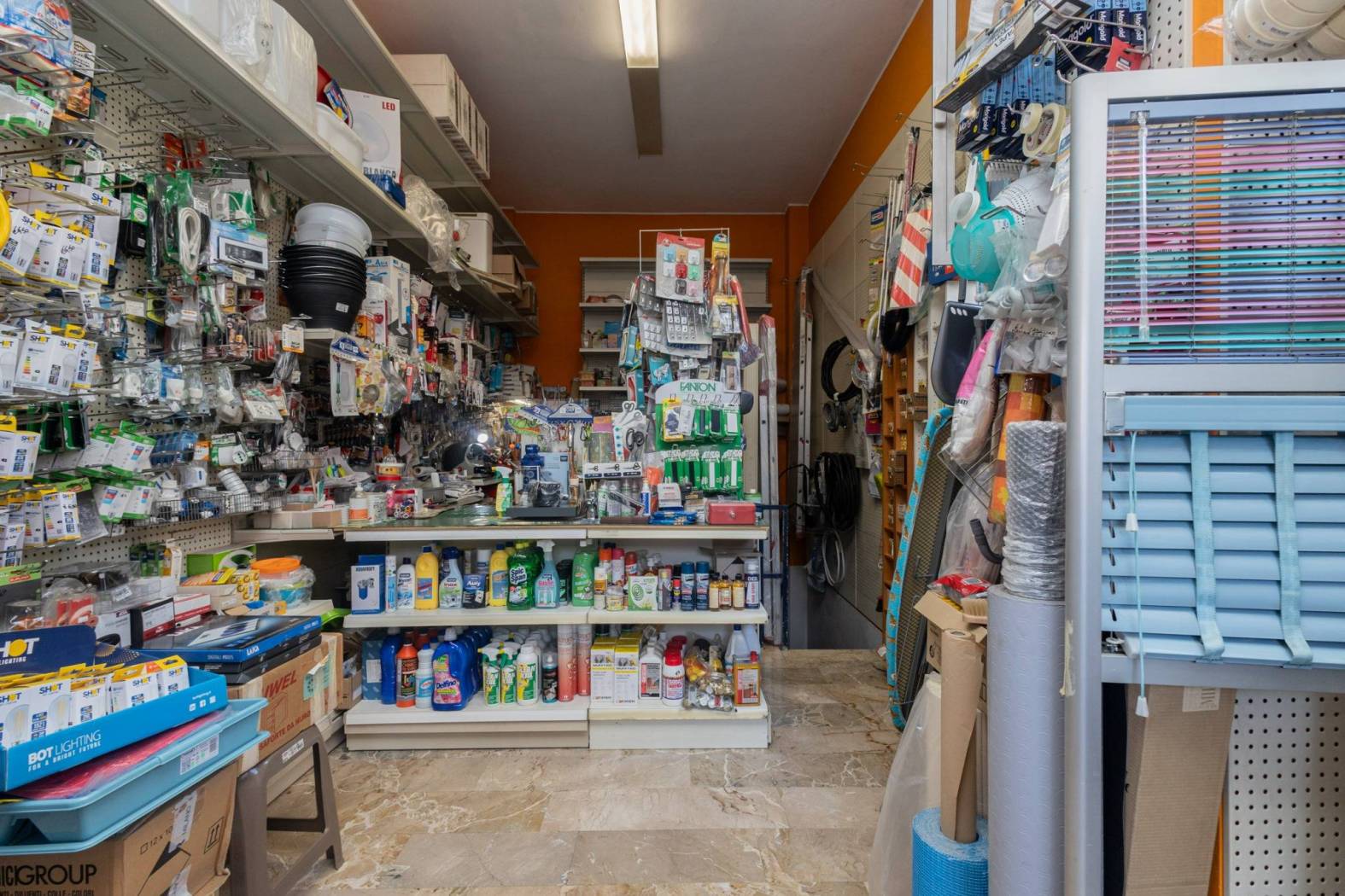 Interno non residenziale Interno non residenziale