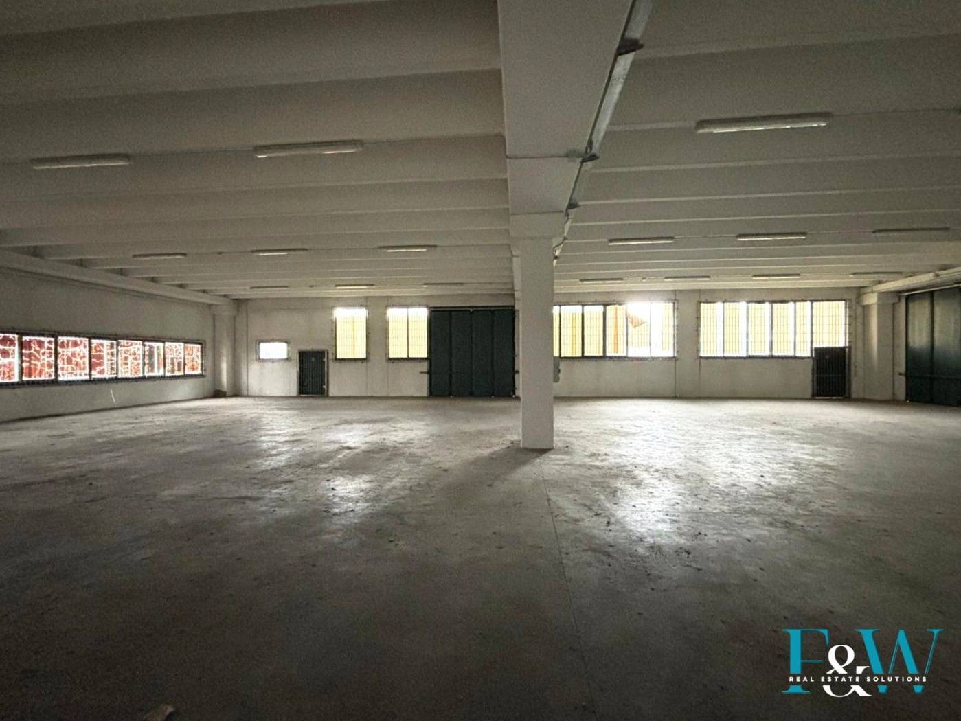 Interno non residenziale Interno non residenziale