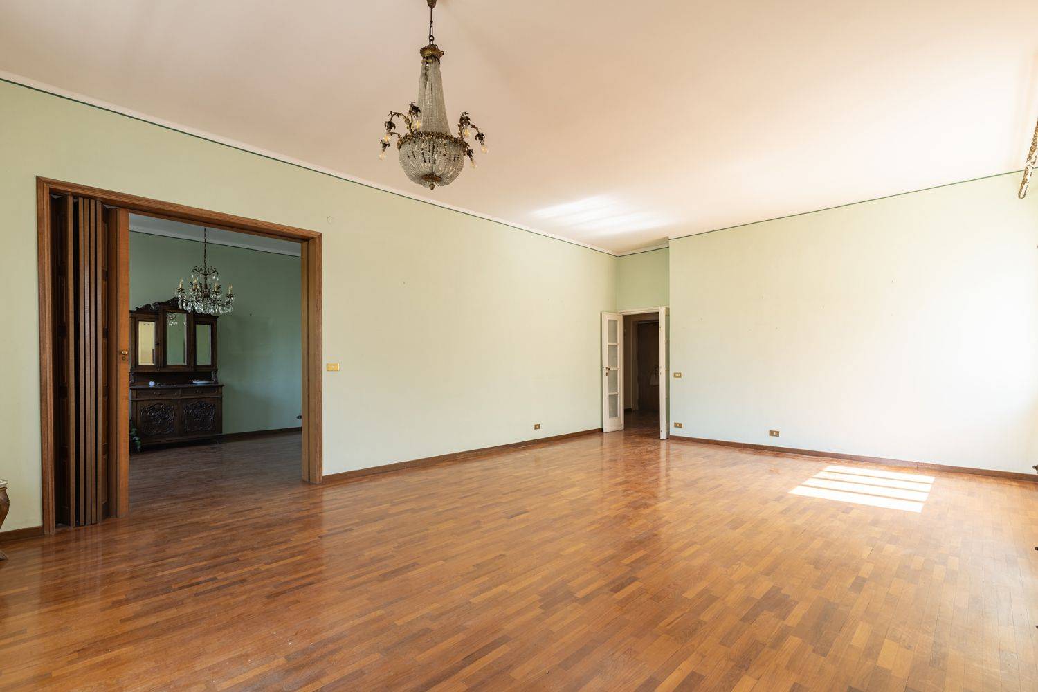 Salone