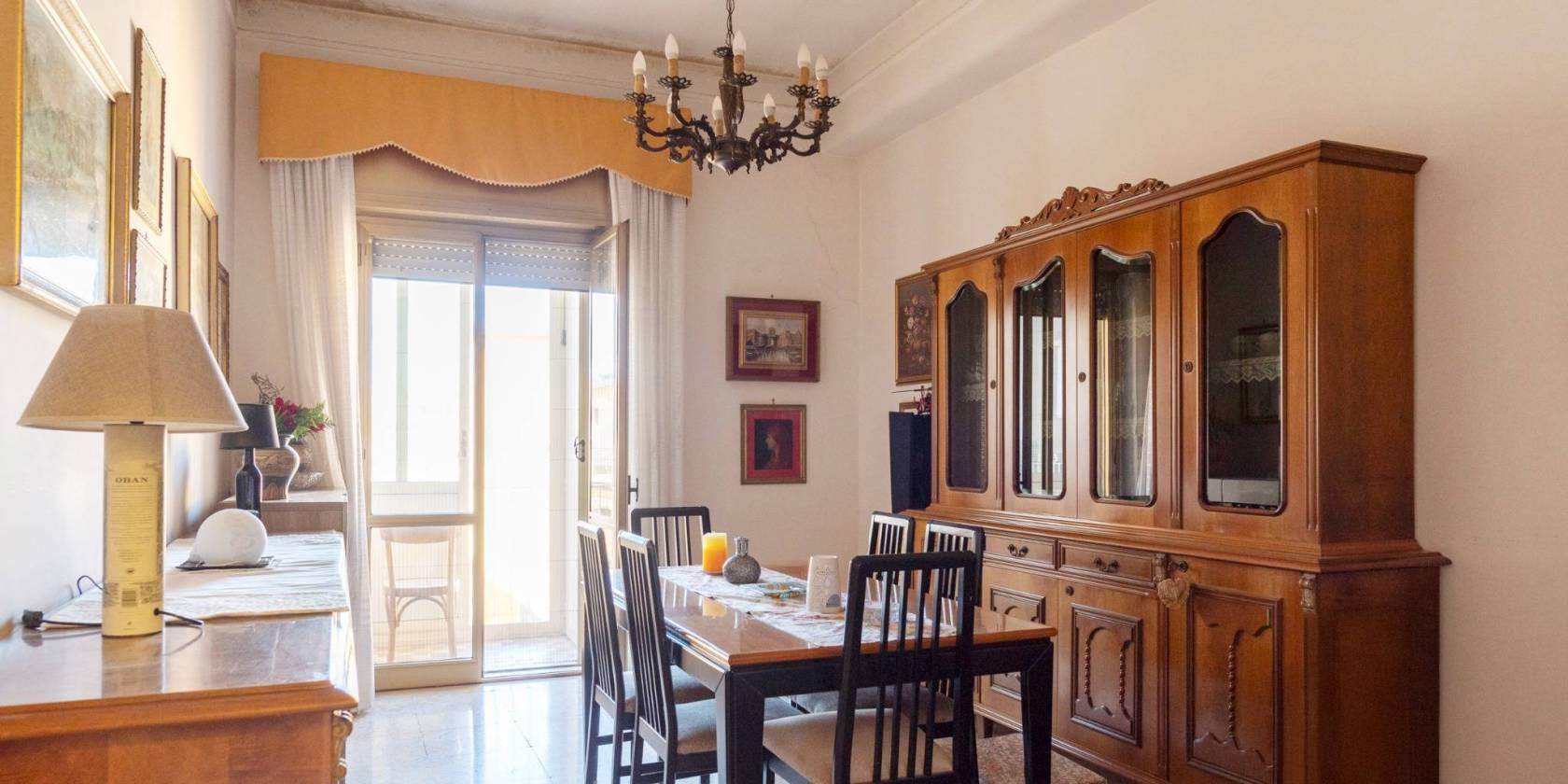 Salone