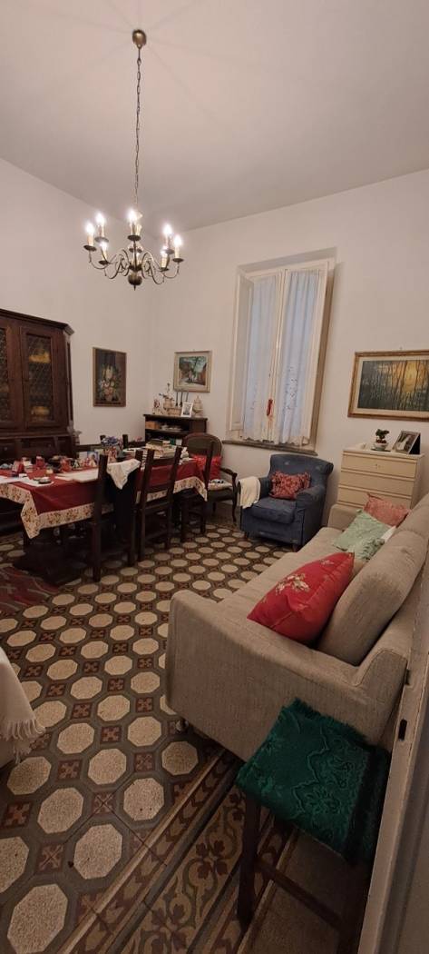 Salone
