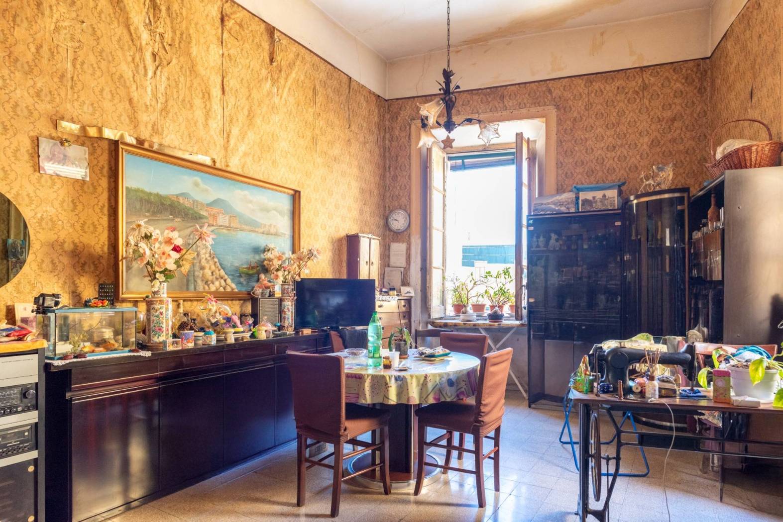 Salone