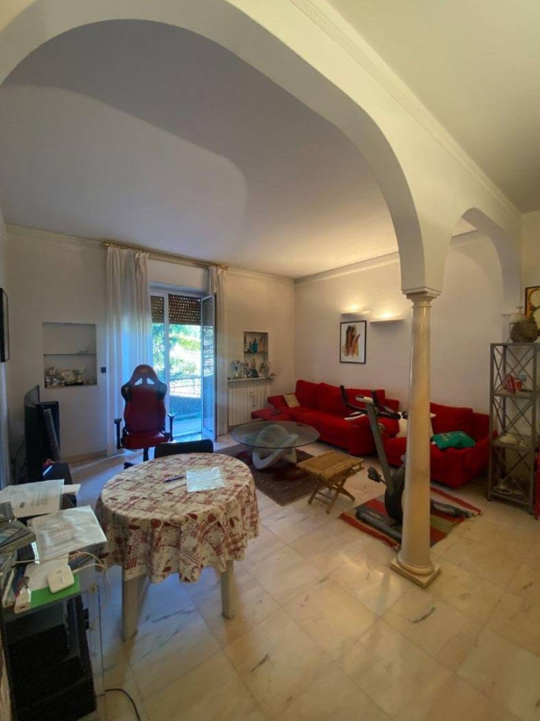 Salone