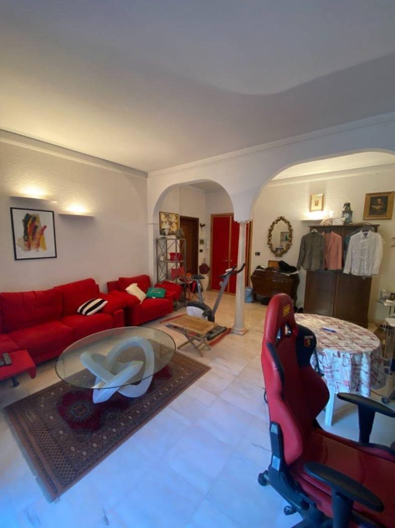 Salone
