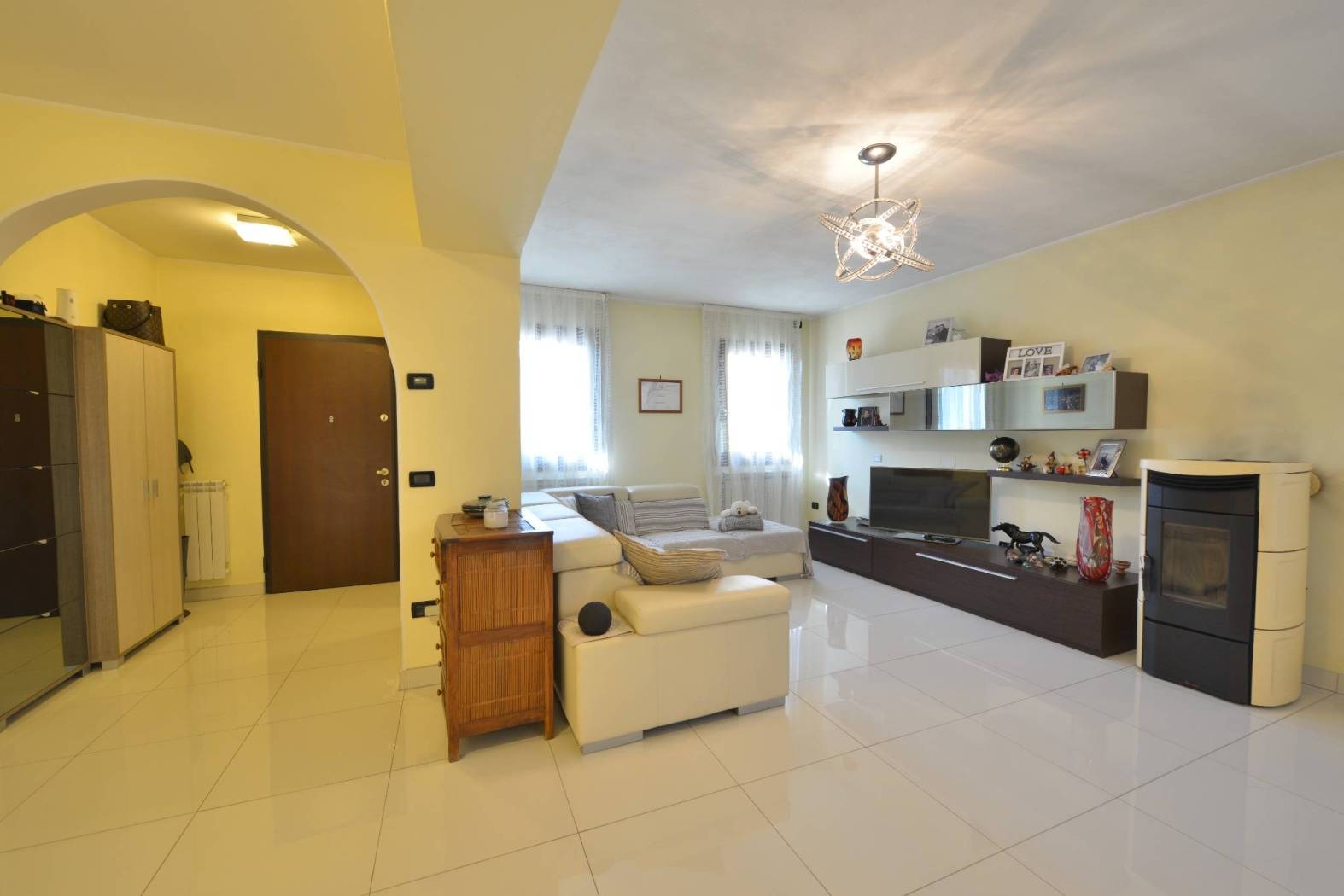 Salone