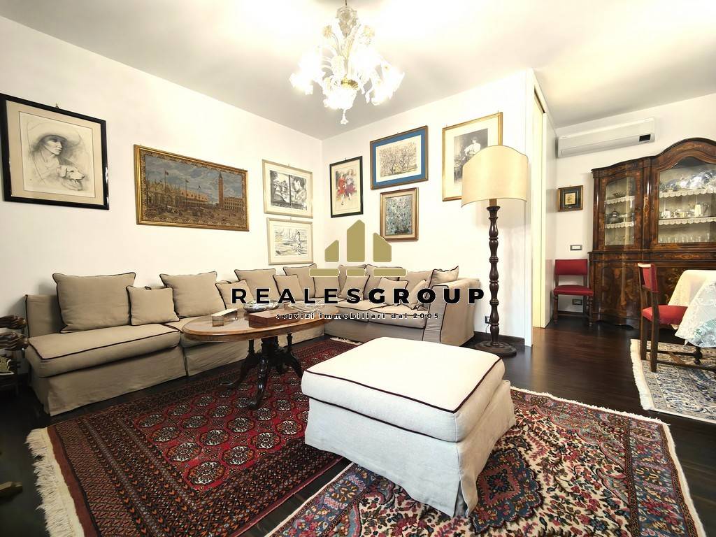 Salone