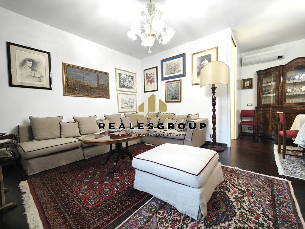 Salone