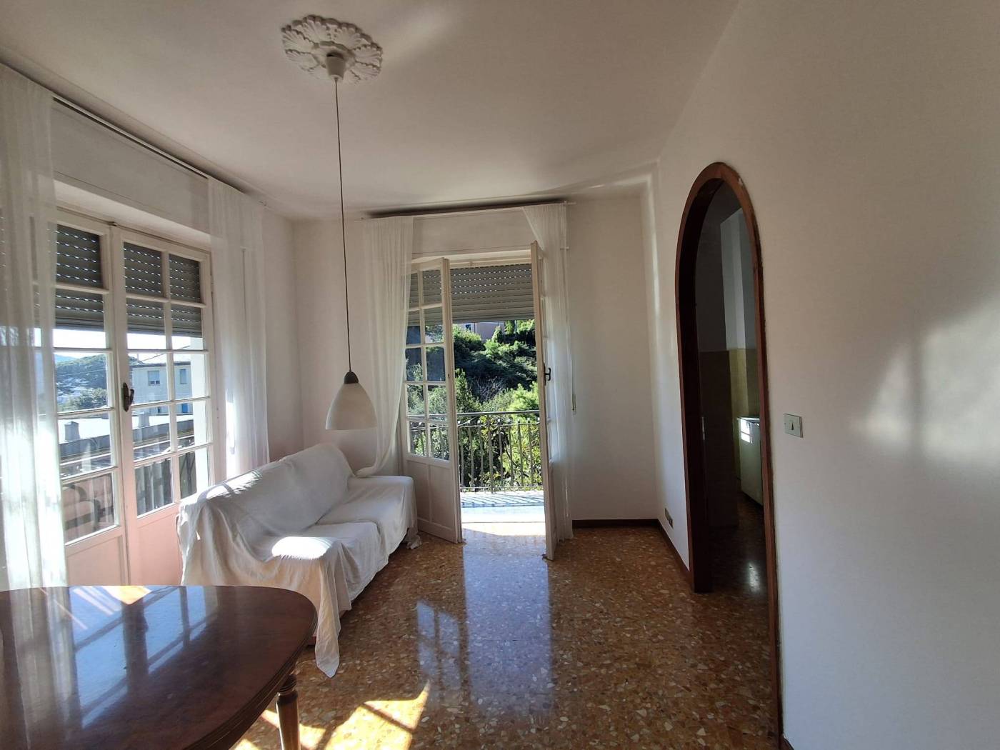 Salone