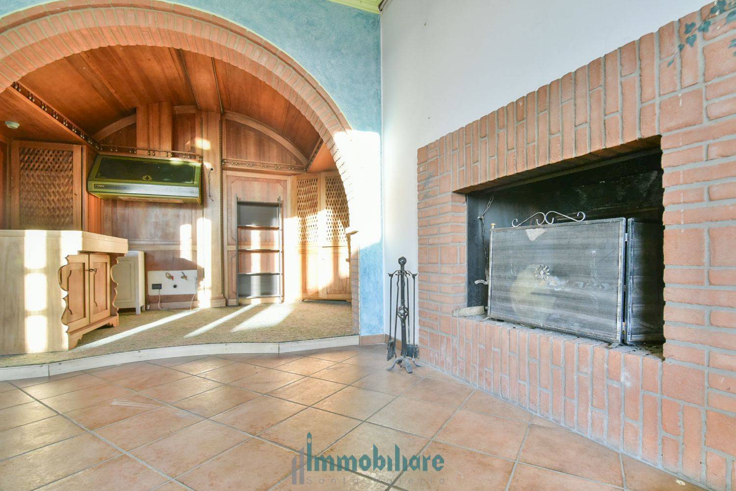 Salone