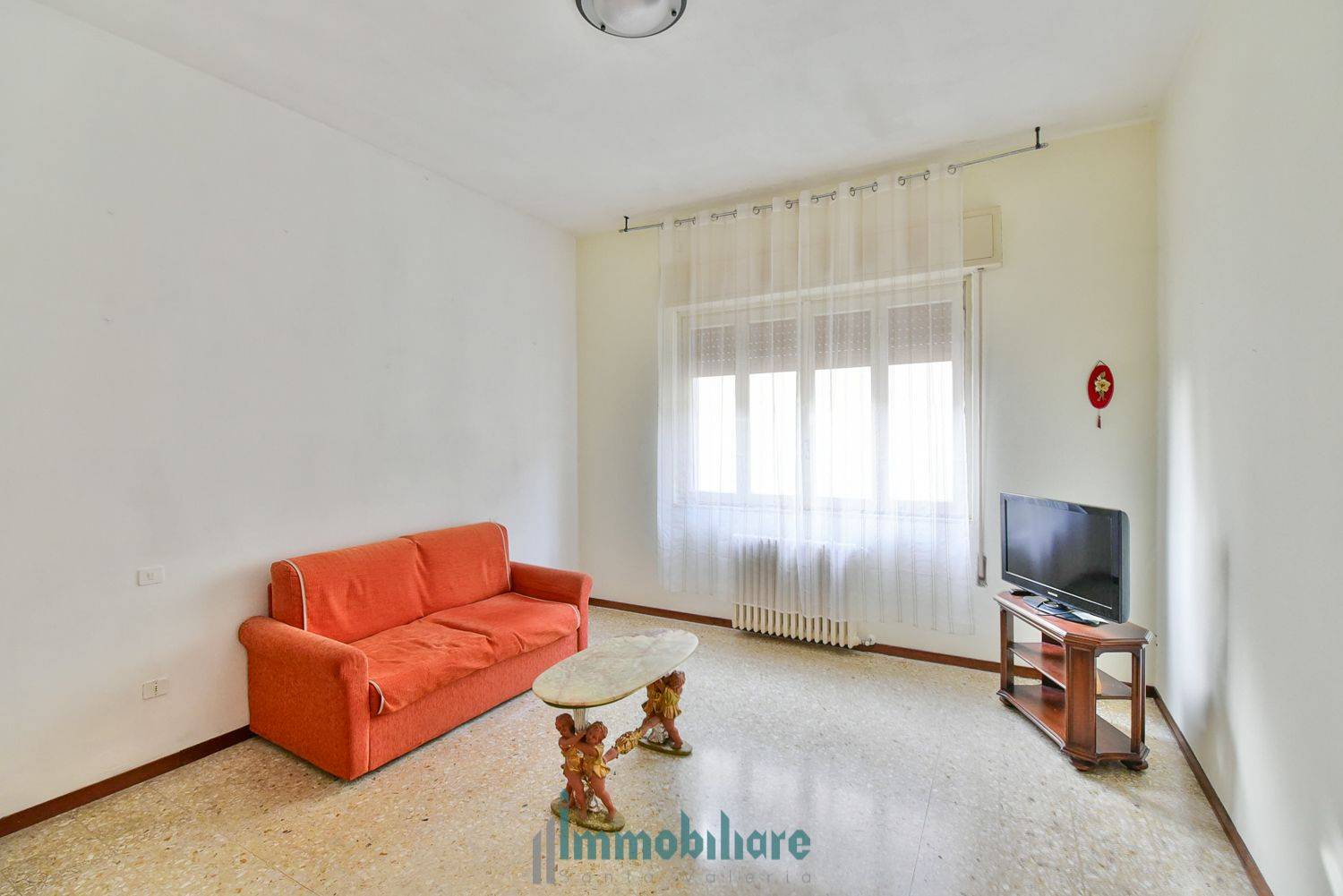 Salone