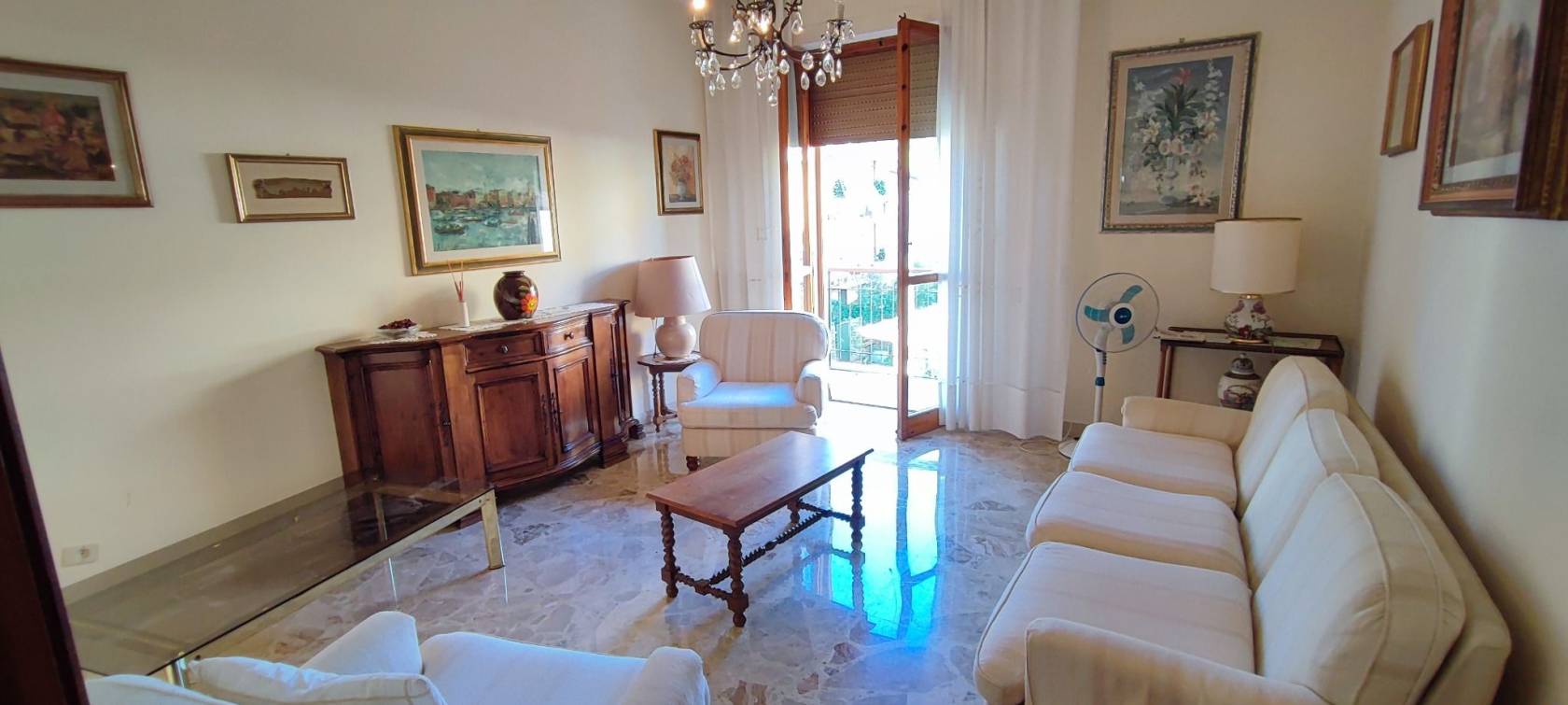 Salone