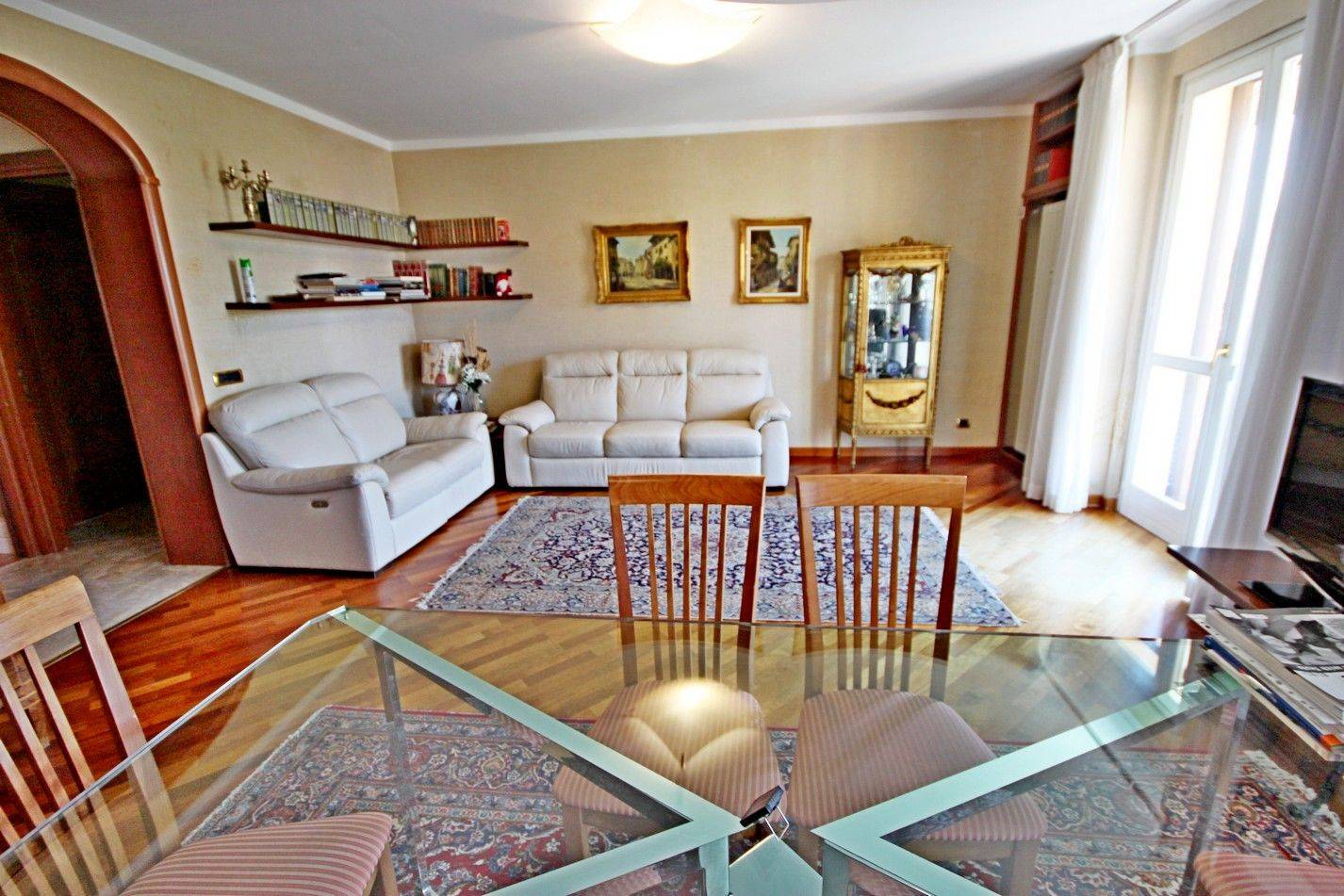 Salone