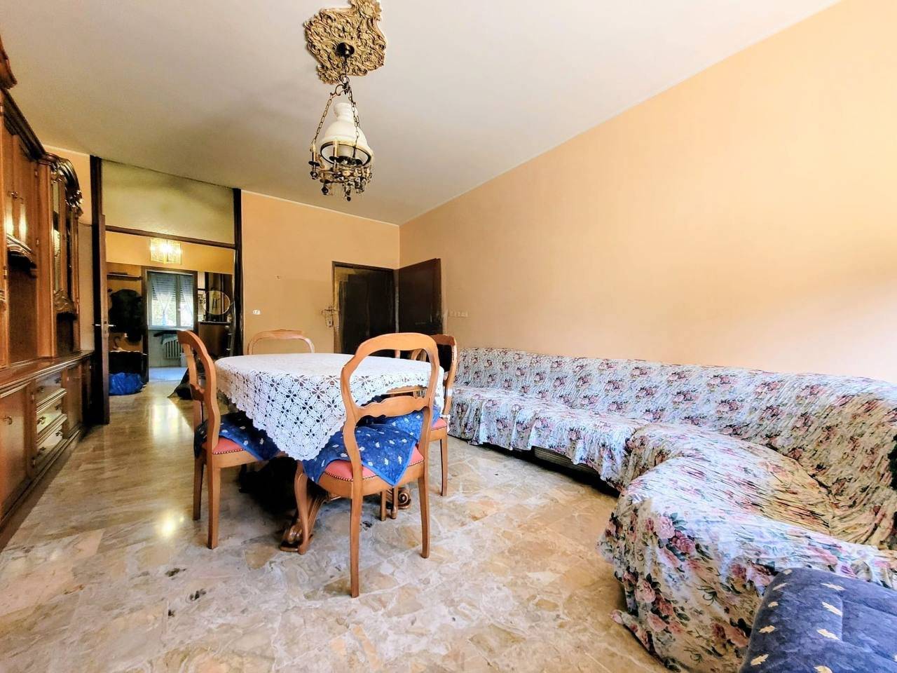 Salone Salone