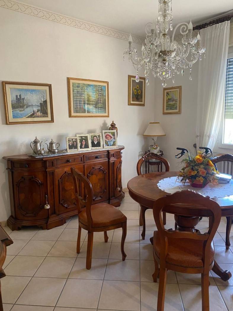 Salone Salone