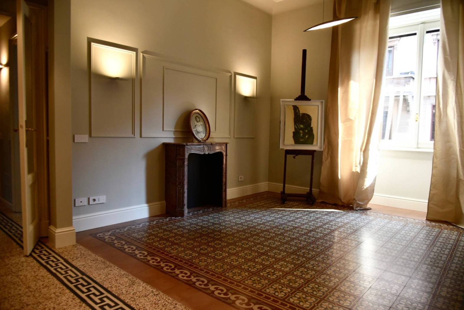 Via Tantardini in splendido palazzo d'epoca totalmente riqualificato vendiamo ampio bilocale di charme completamente ristrutturato con finiture di 