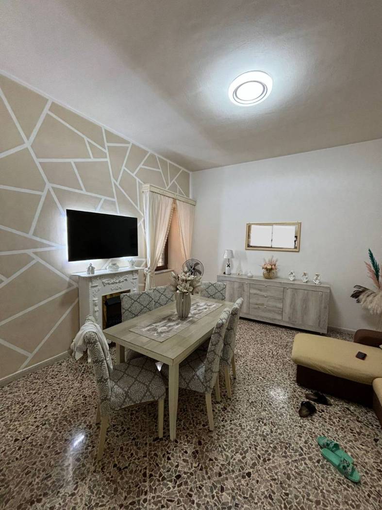 Salone