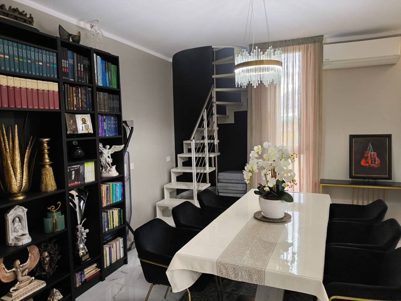 Salone
