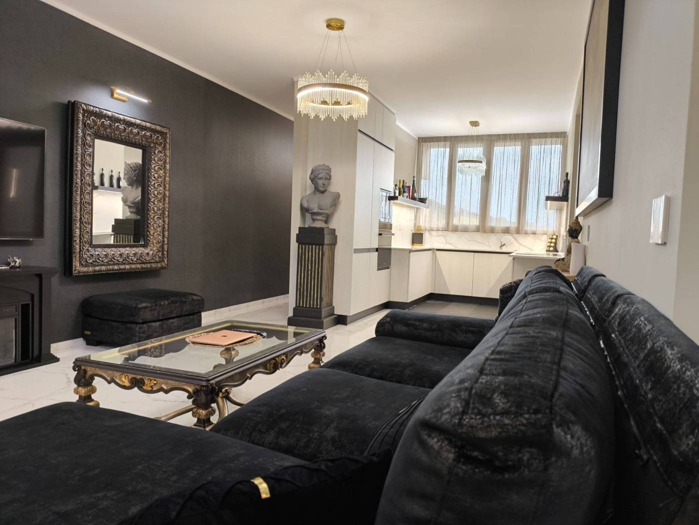 Salone
