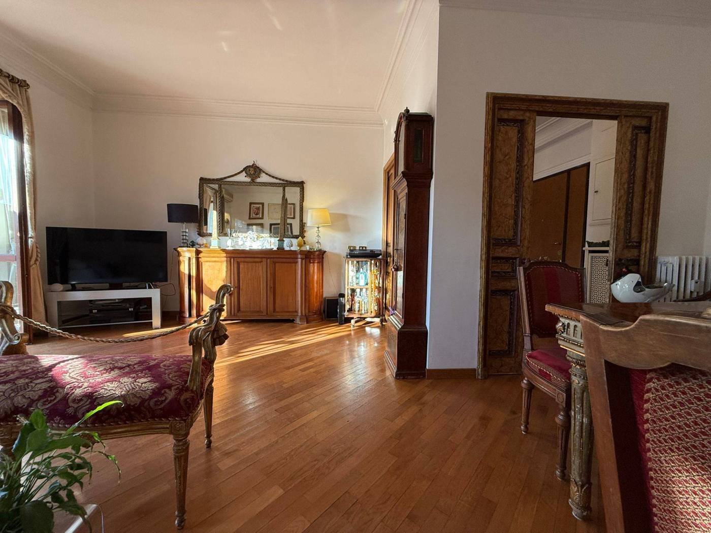 Salone Salone