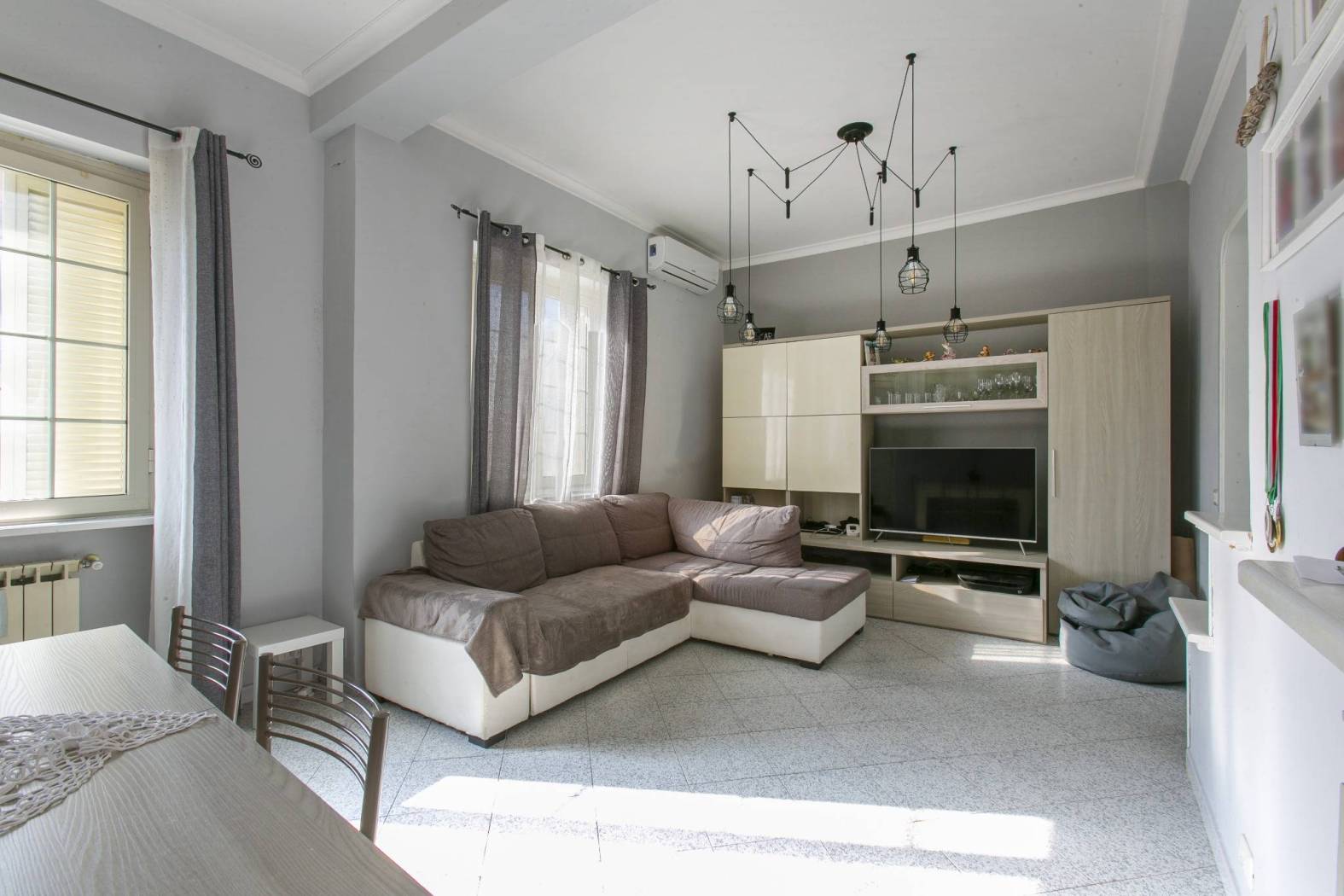 Salone