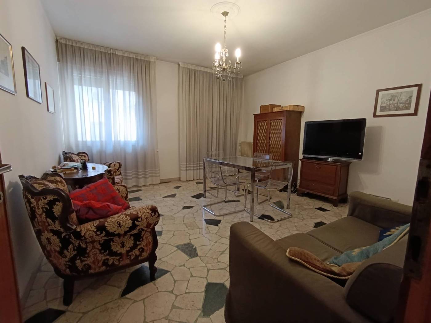 Salone