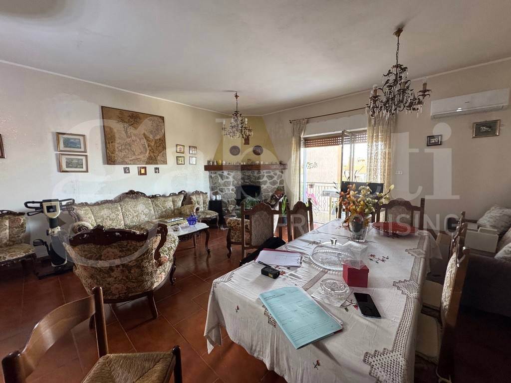 Salone
