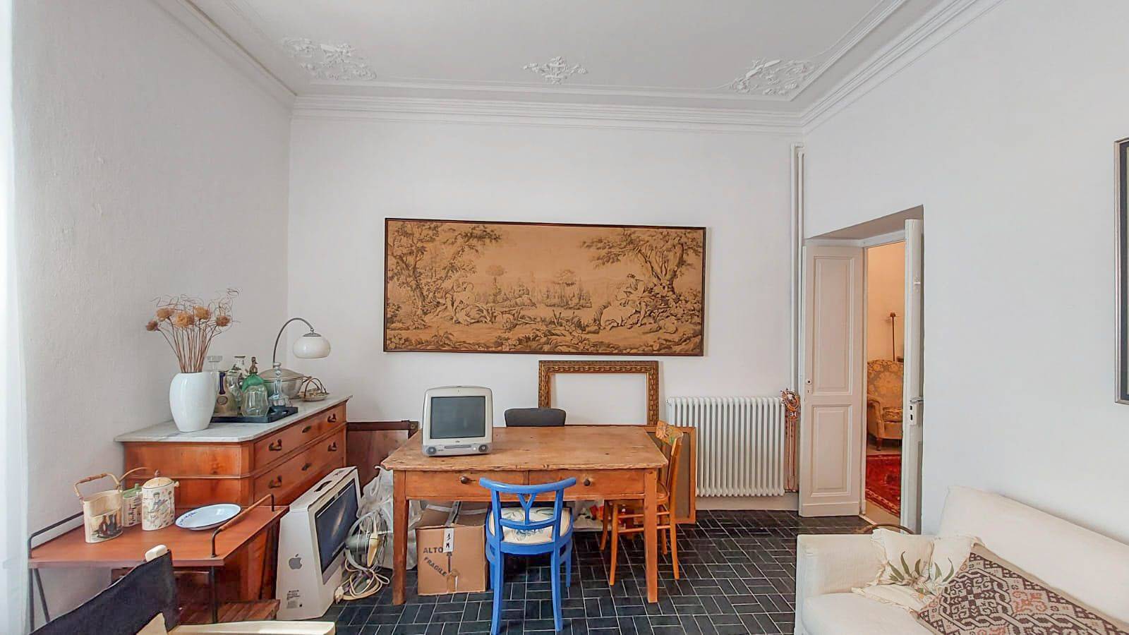 Salone