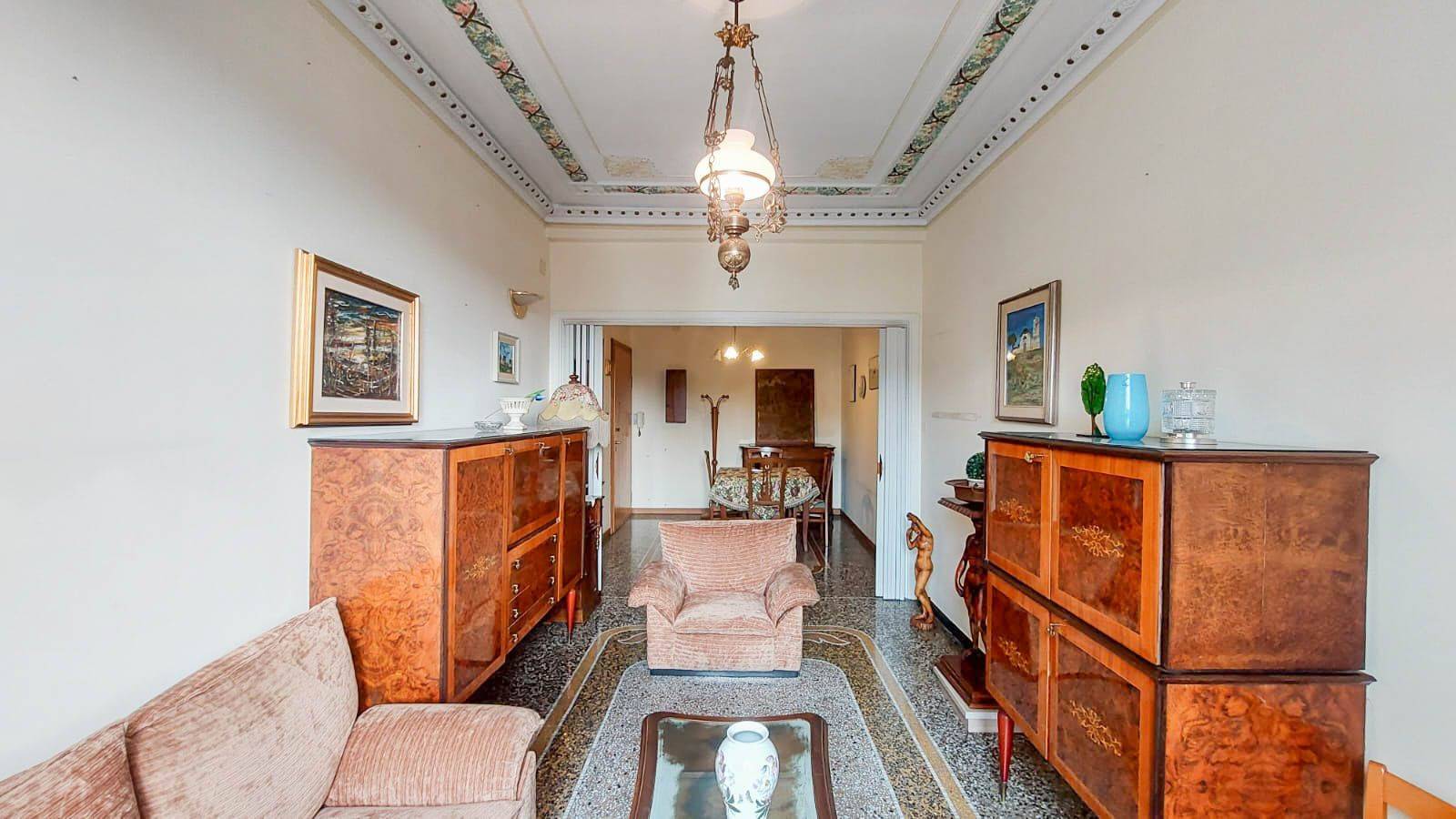 Salone