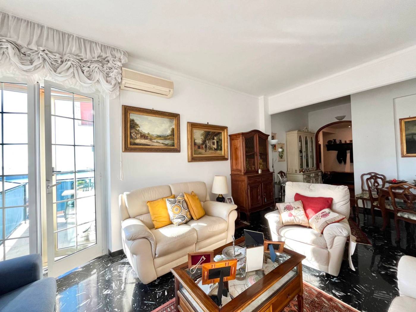 Salone