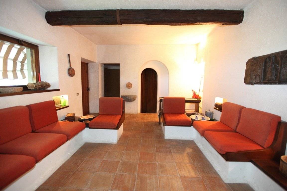 Salone