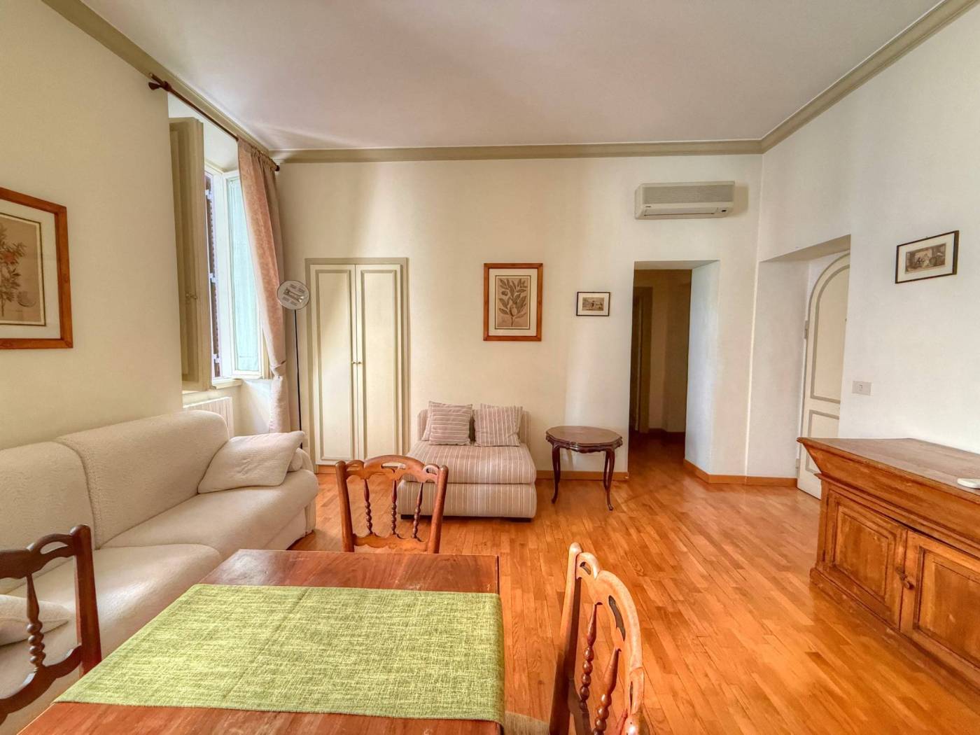Salone