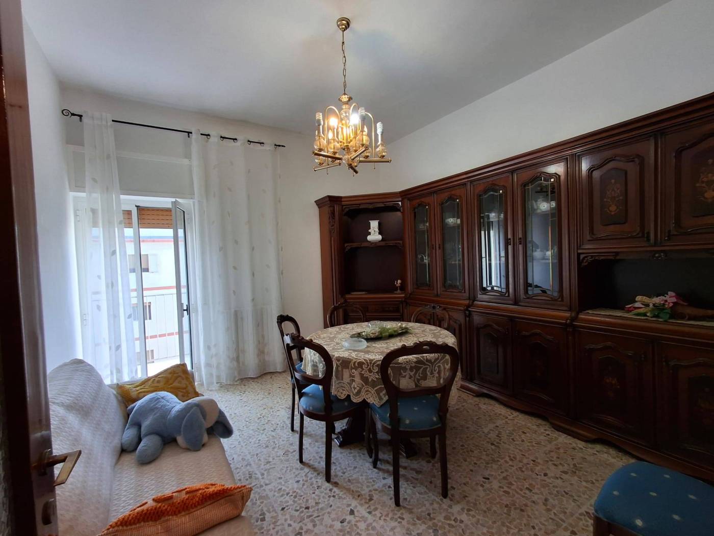 Salone