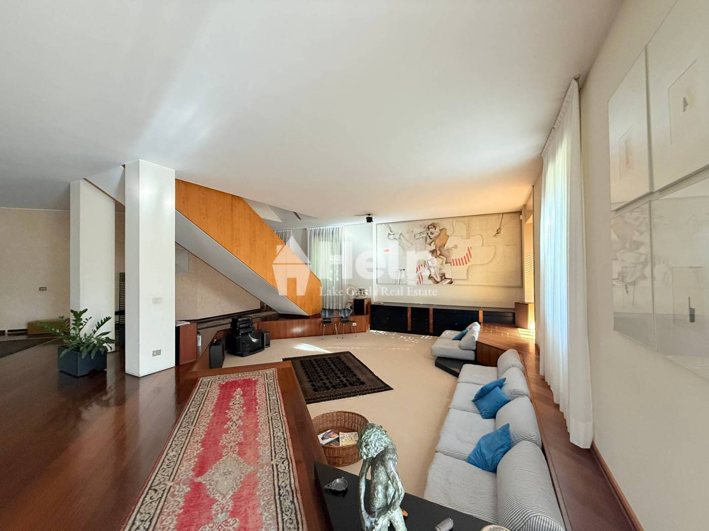 Salone