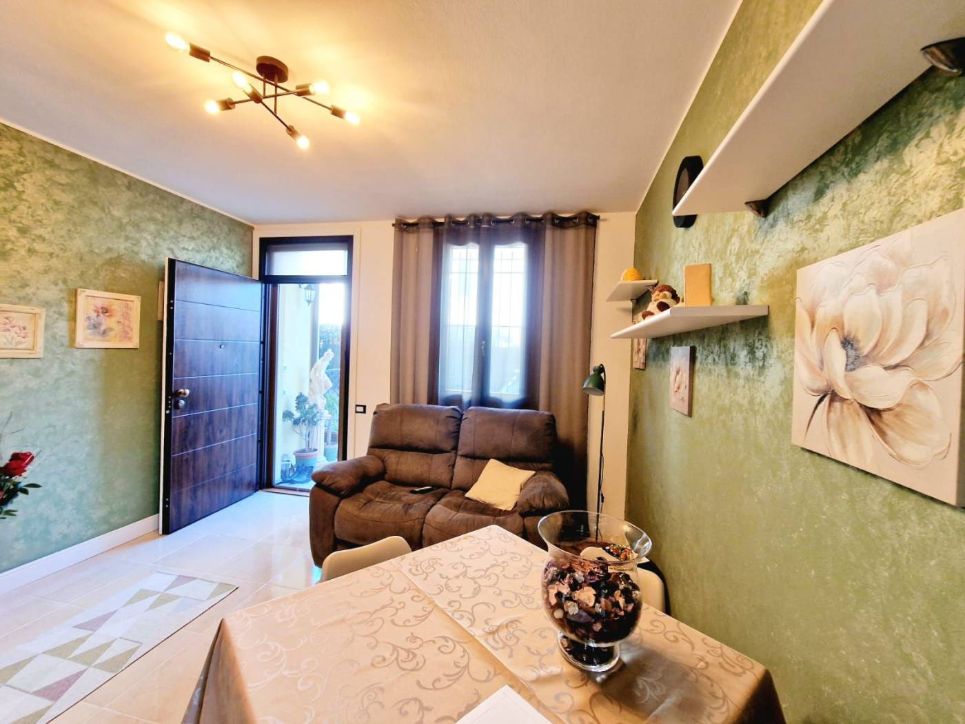 Salone