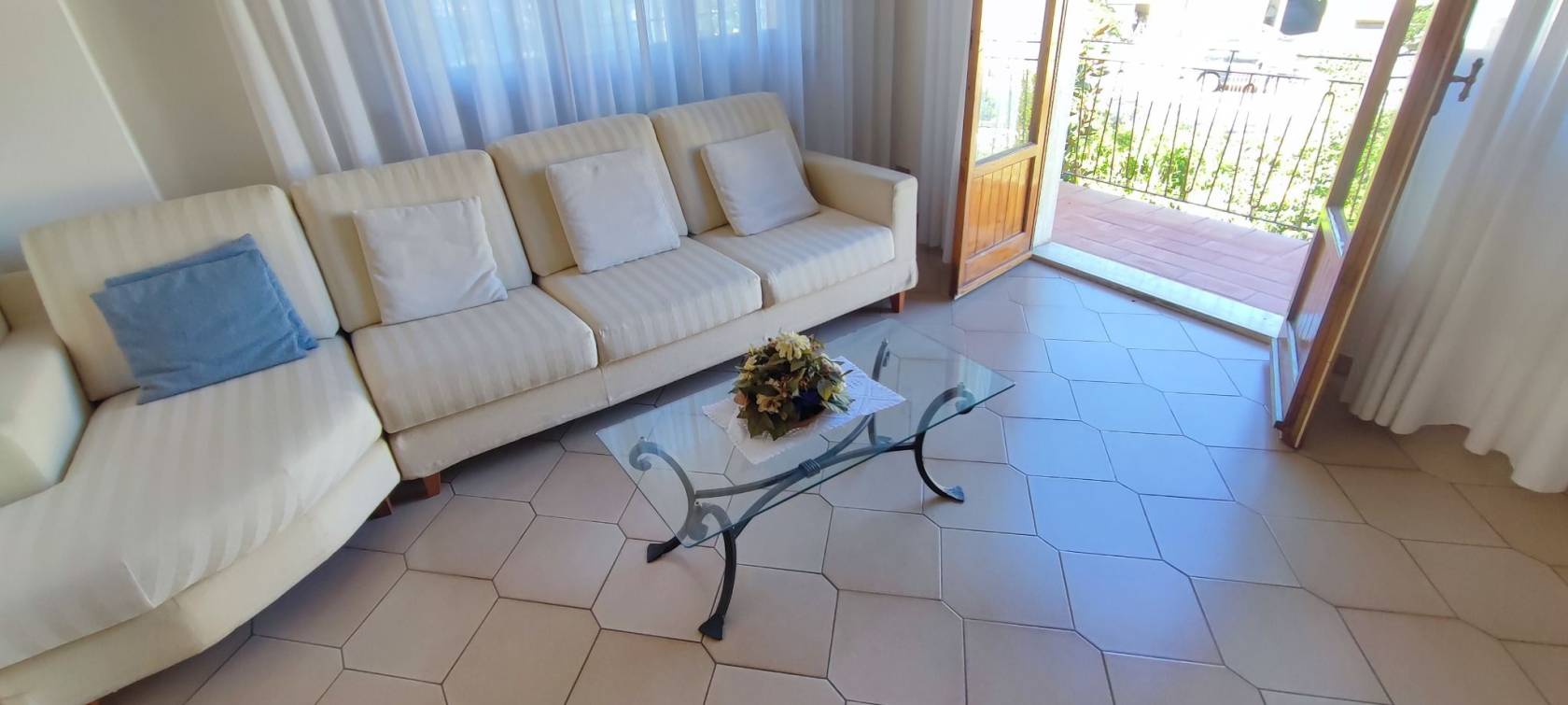 Salone