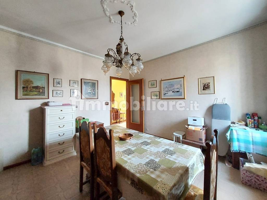Salone