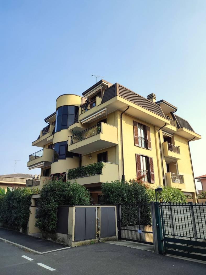 Lissone, frazione Santa Margherita, comodo con tutti i servizi e SS36, in palazzina di recente realizzazione, di sole 7 unità abitative, con 