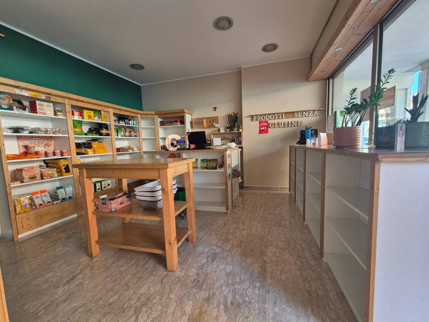 Interno non residenziale Interno non residenziale