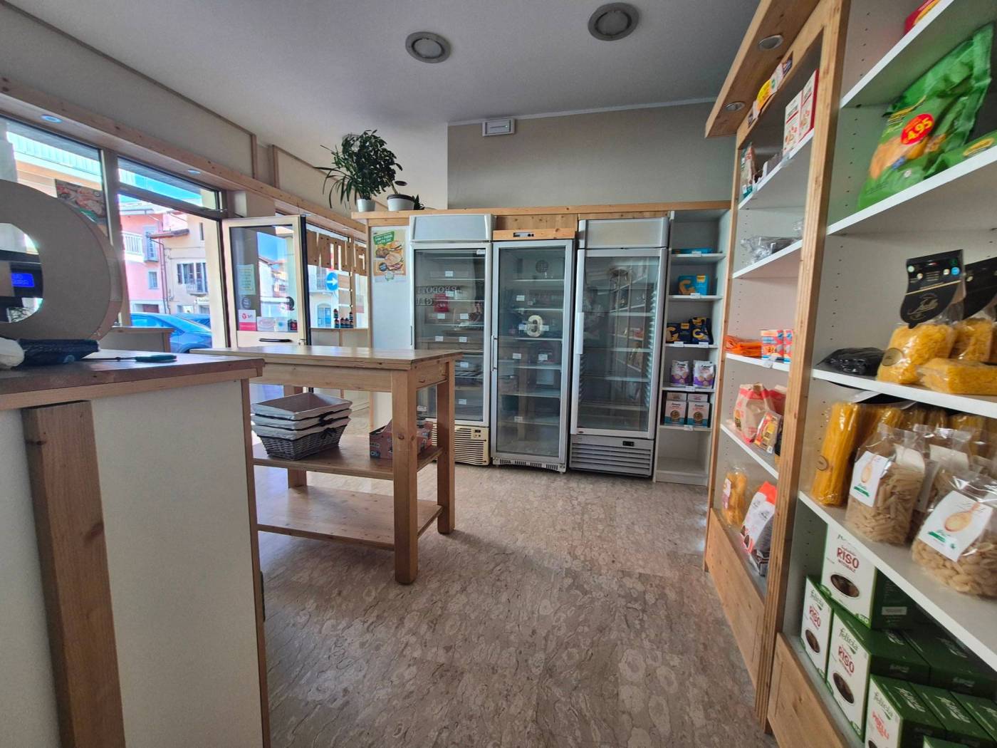 Interno non residenziale Interno non residenziale