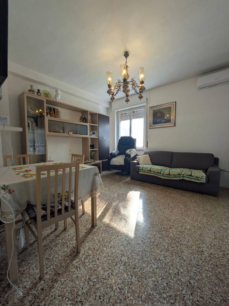 Salone Salone