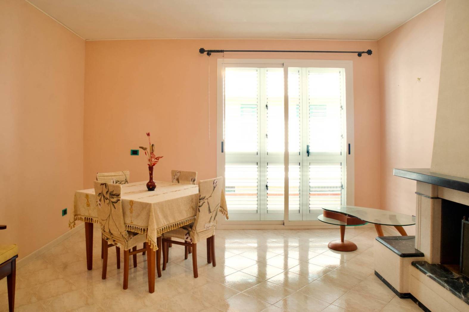 Salone