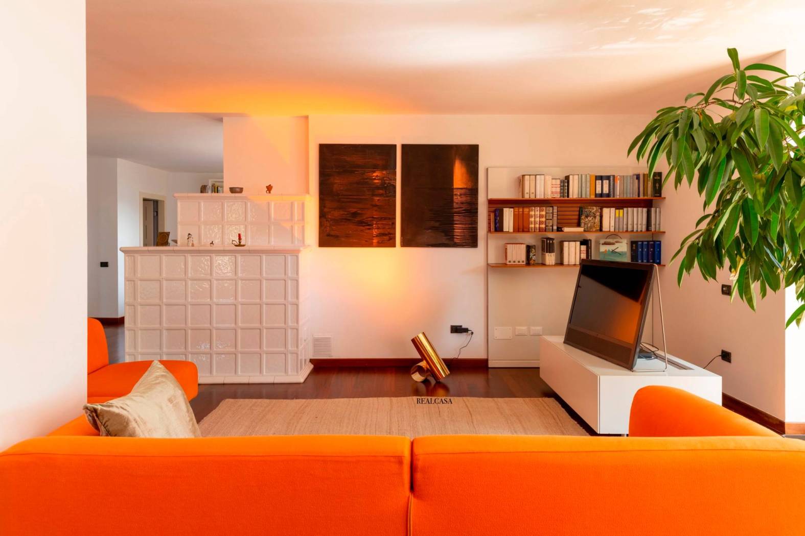 Salone